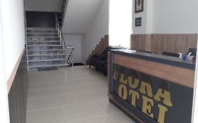 Flora Apart Hotel